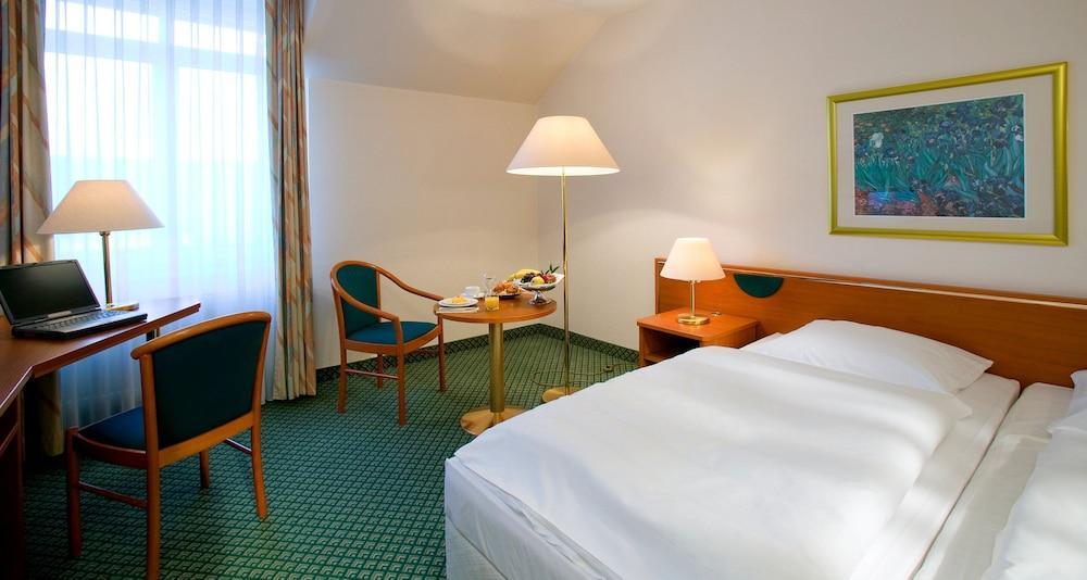 Victor'S Residenz-Hotel Гера Екстер'єр фото